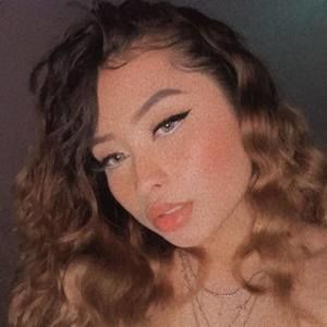 Meet your Posher, Jasmin